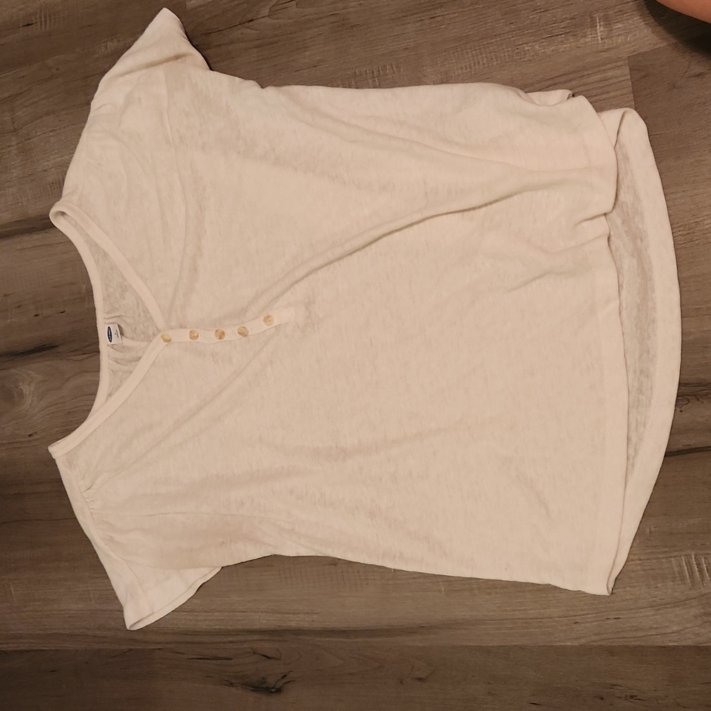 Old Navy top
